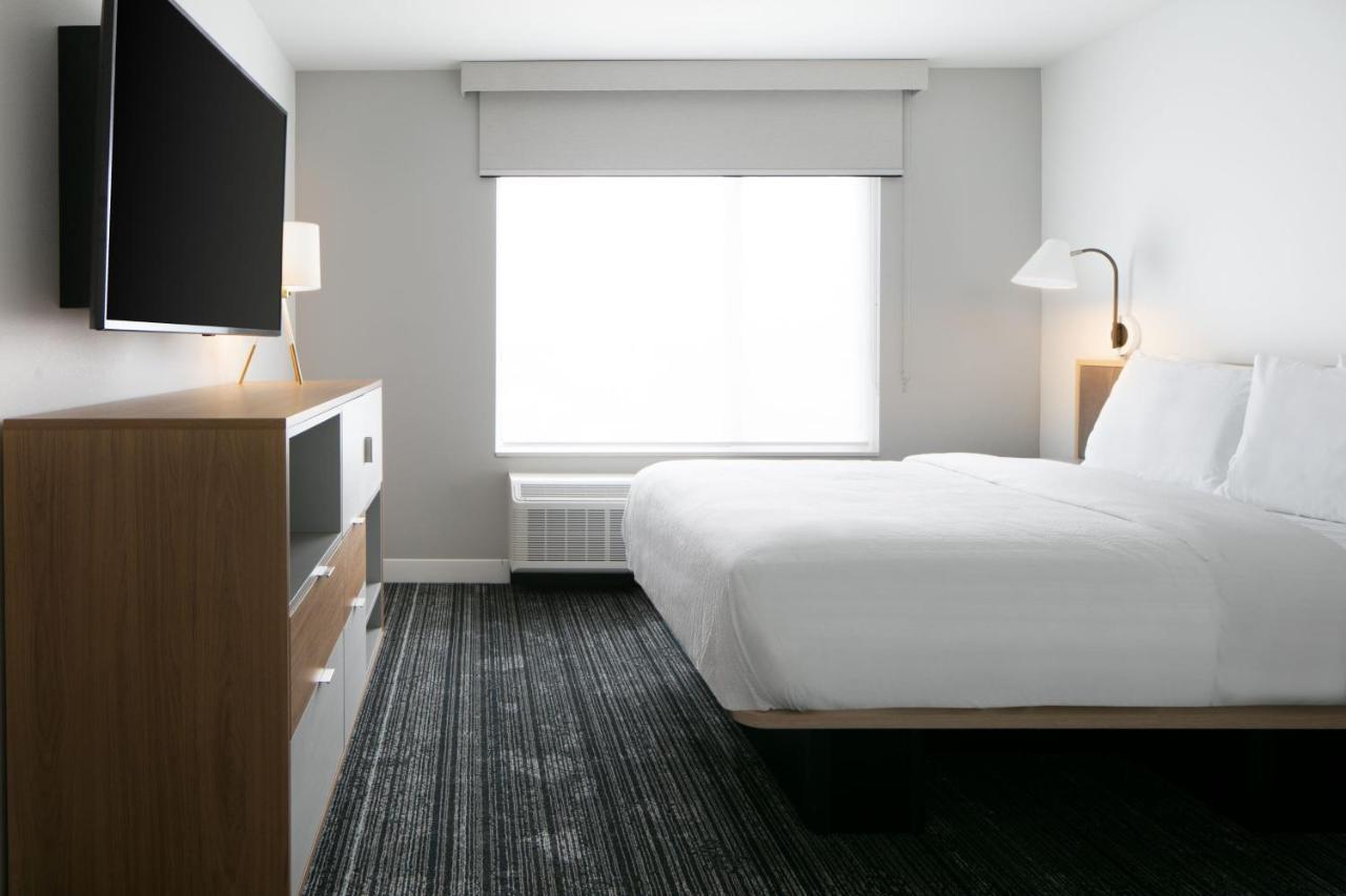 Towneplace Suites By Marriott Oconomowoc מראה חיצוני תמונה
